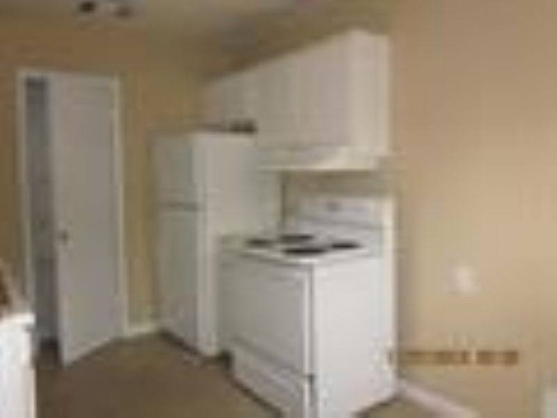 Townhouse for rent at 1200 Lake Dr #B, Cantonment, FL 32533