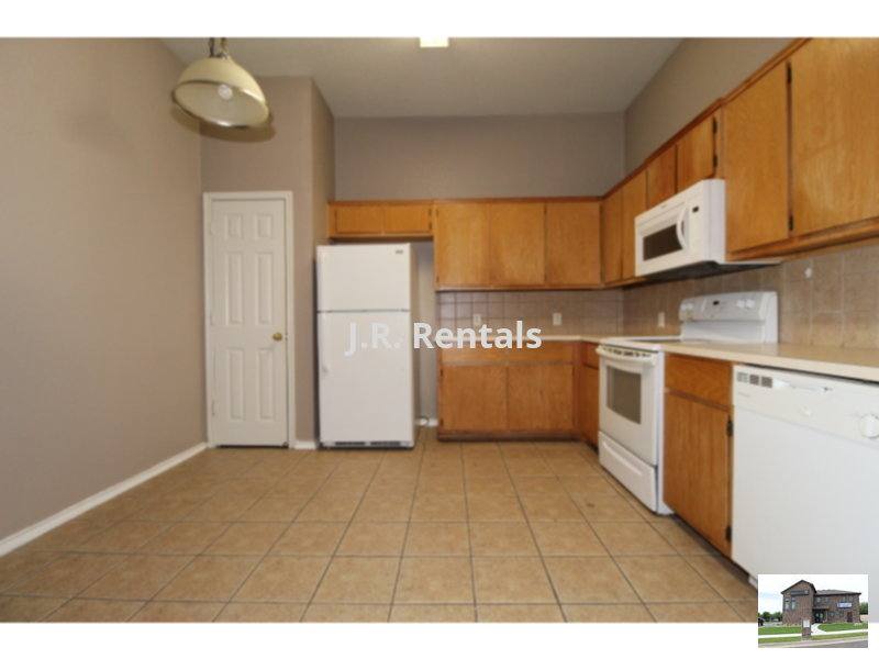 Townhouse for rent at 304 Jeff Gordon Dr #A, Harker Heights, TX 76548