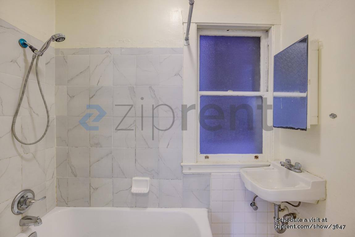 Apartment for rent at 919 Sutter St #24, San Francisco, CA 94109