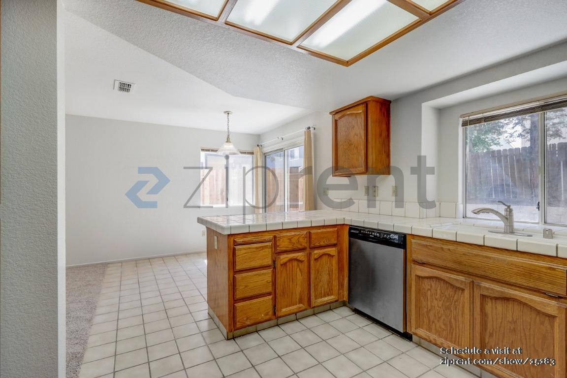 House for rent at 8633 Northam Dr, Antelope, CA 95843