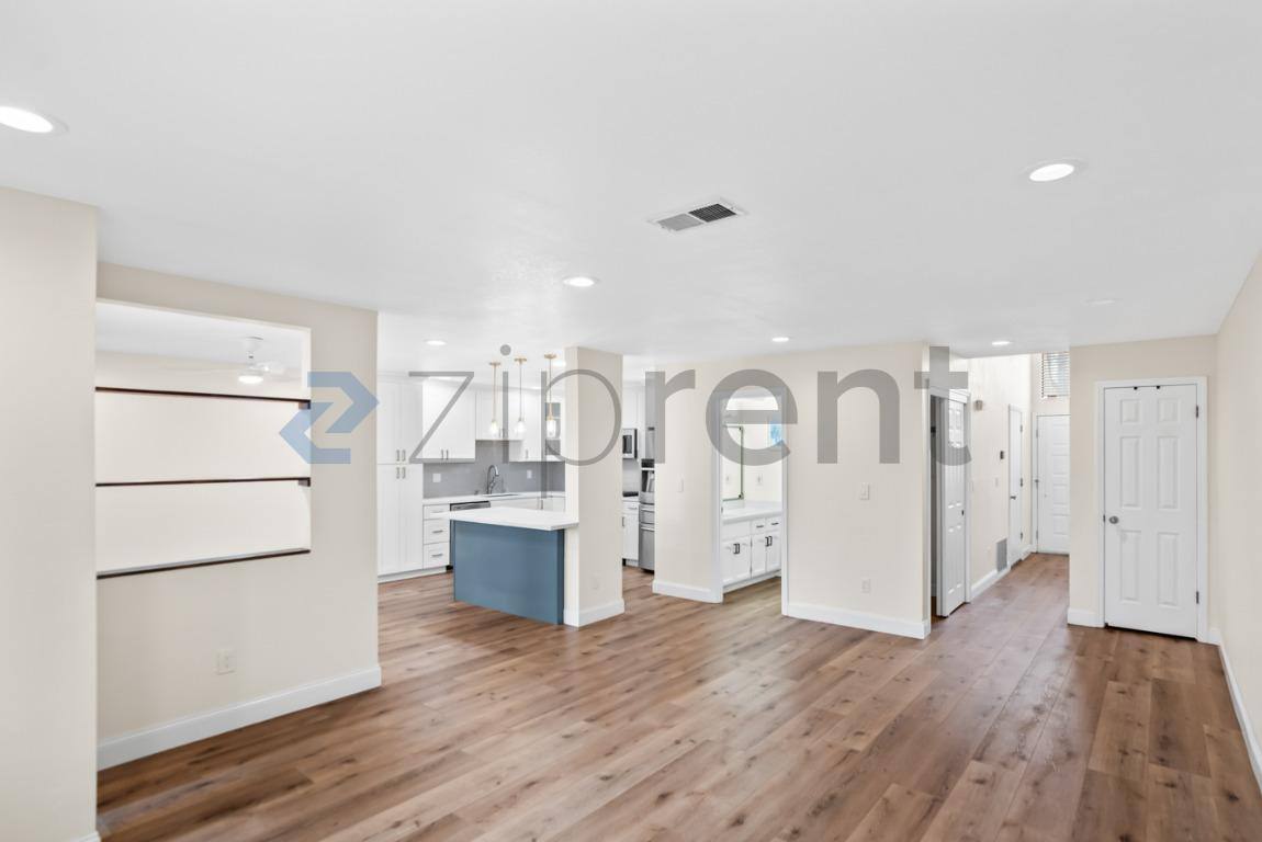 Townhouse for rent at 3594 Klaus Dr, San Jose, CA 95121