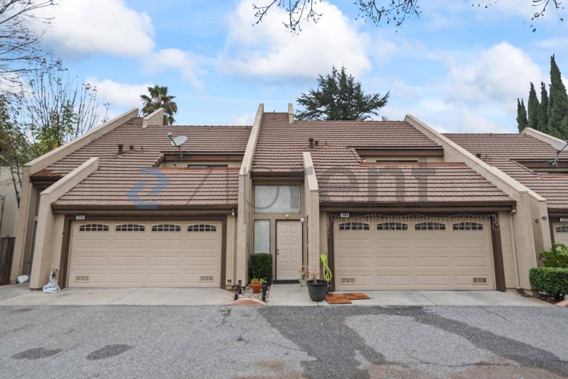 Townhouse for rent at 3594 Klaus Dr, San Jose, CA 95121