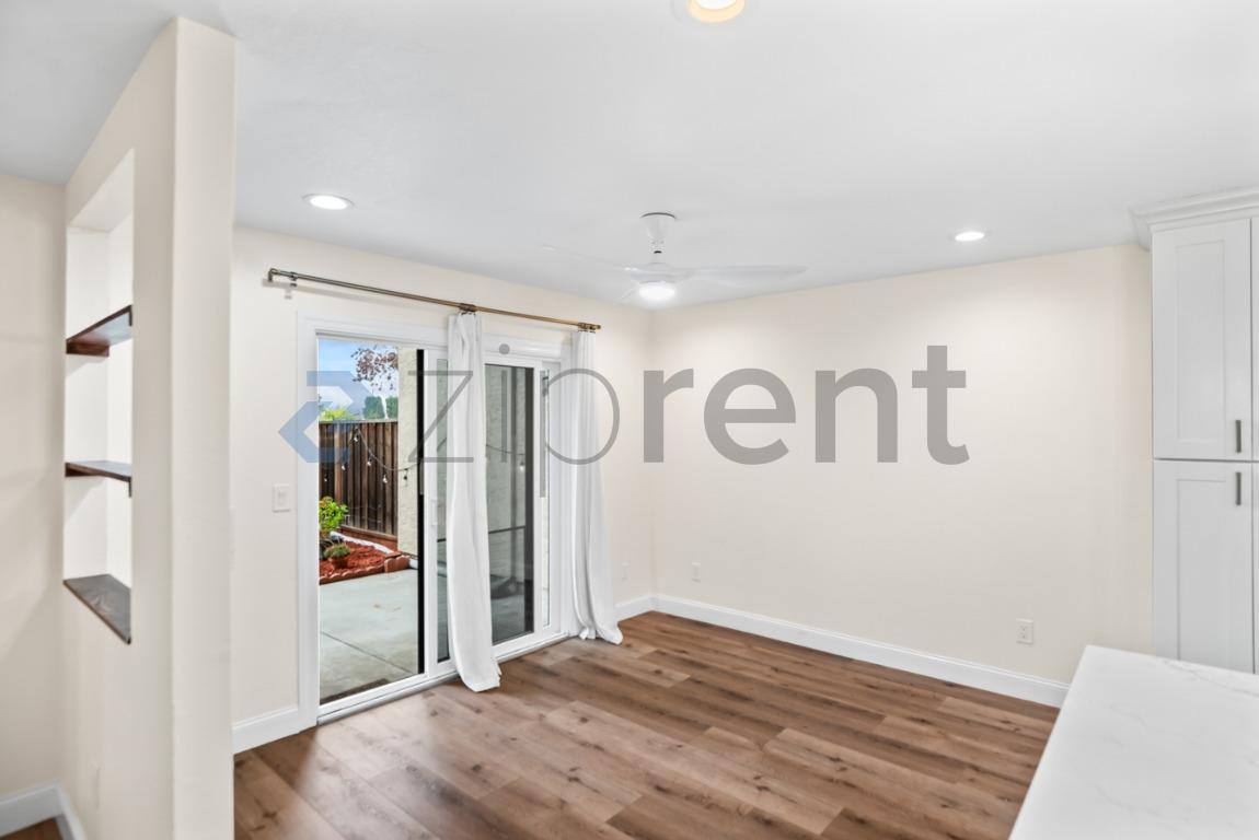 Townhouse for rent at 3594 Klaus Dr, San Jose, CA 95121