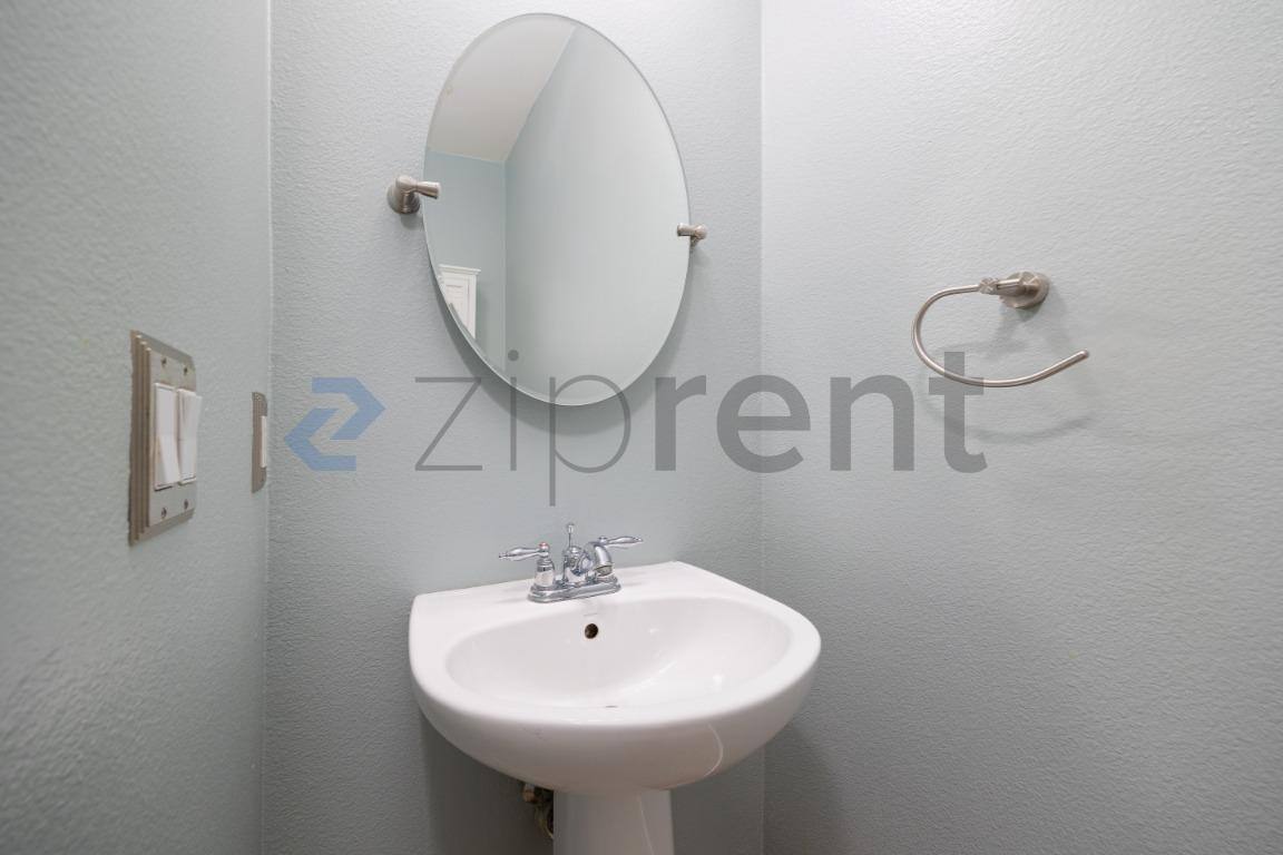 Apartment for rent at 1653 Sourwood Place, Chula Vista, CA 91915