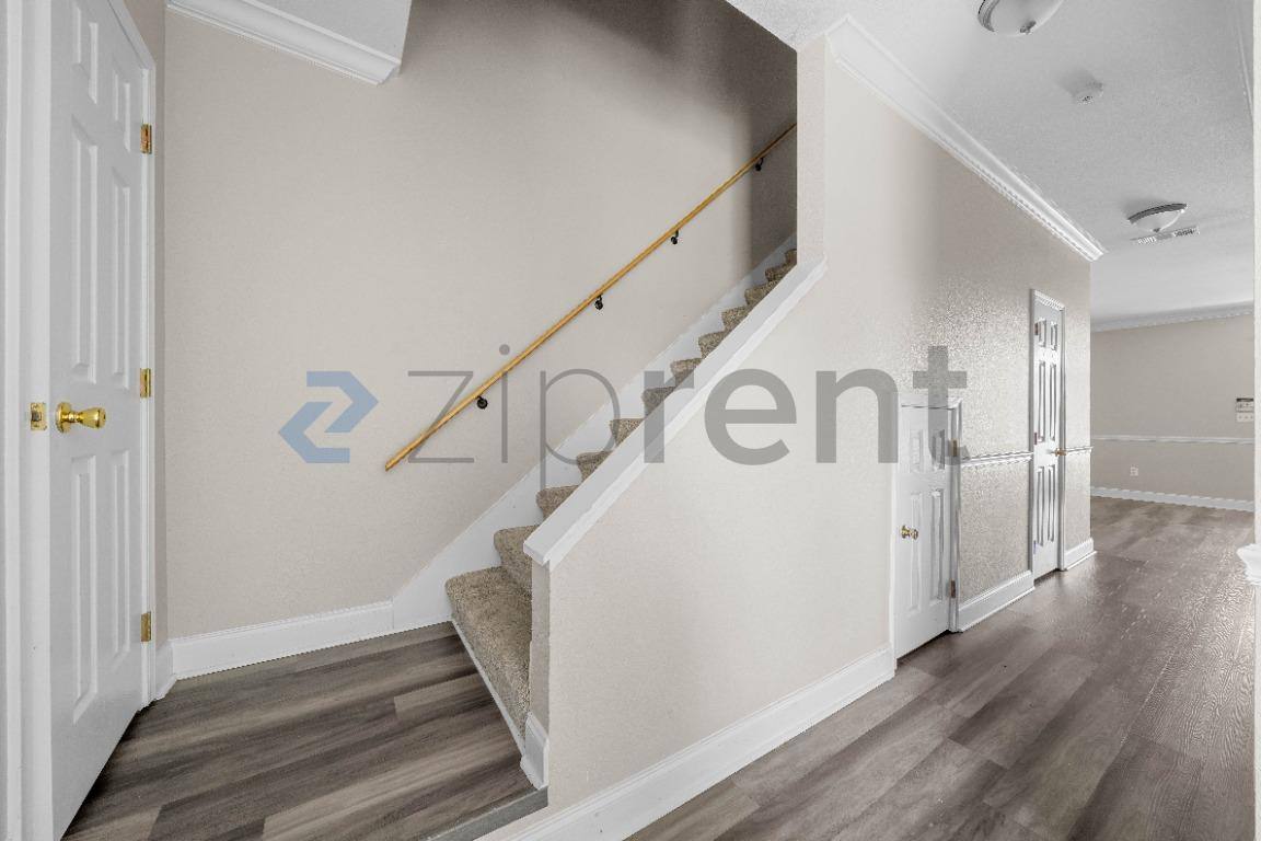 Townhouse for rent at 1418 Windsor St, La Place, LA 70068