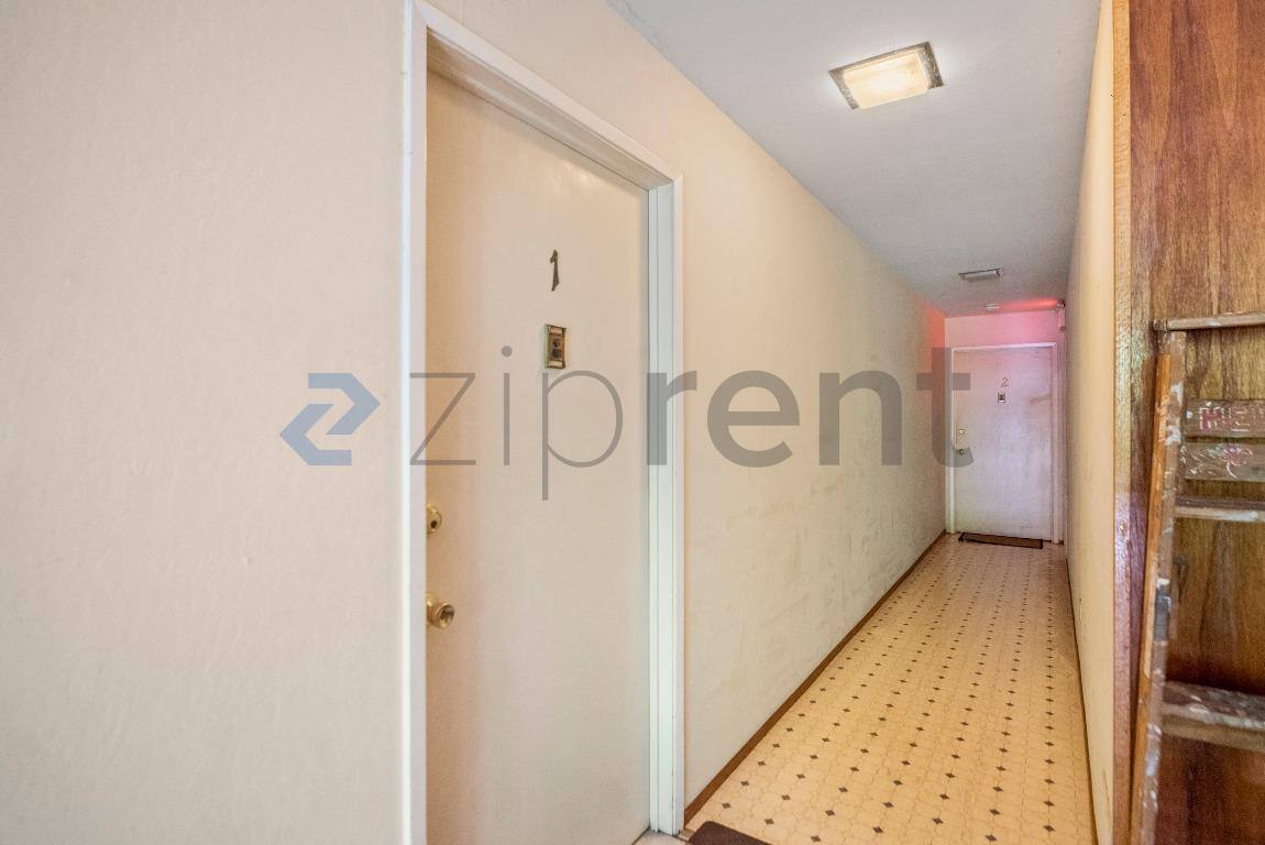 Apartment for rent at 321 Athol Ave #1, Oakland, CA 94606