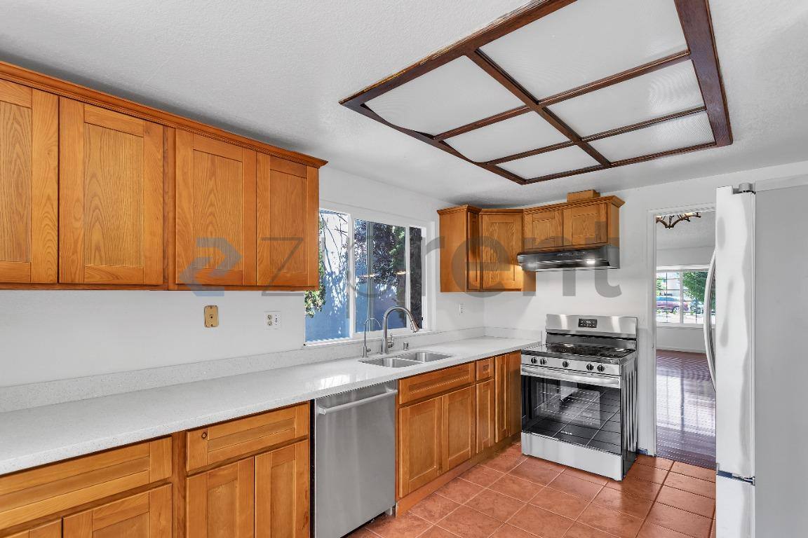 House for rent at 32805 Palmdale Court, Union City, CA 94587
