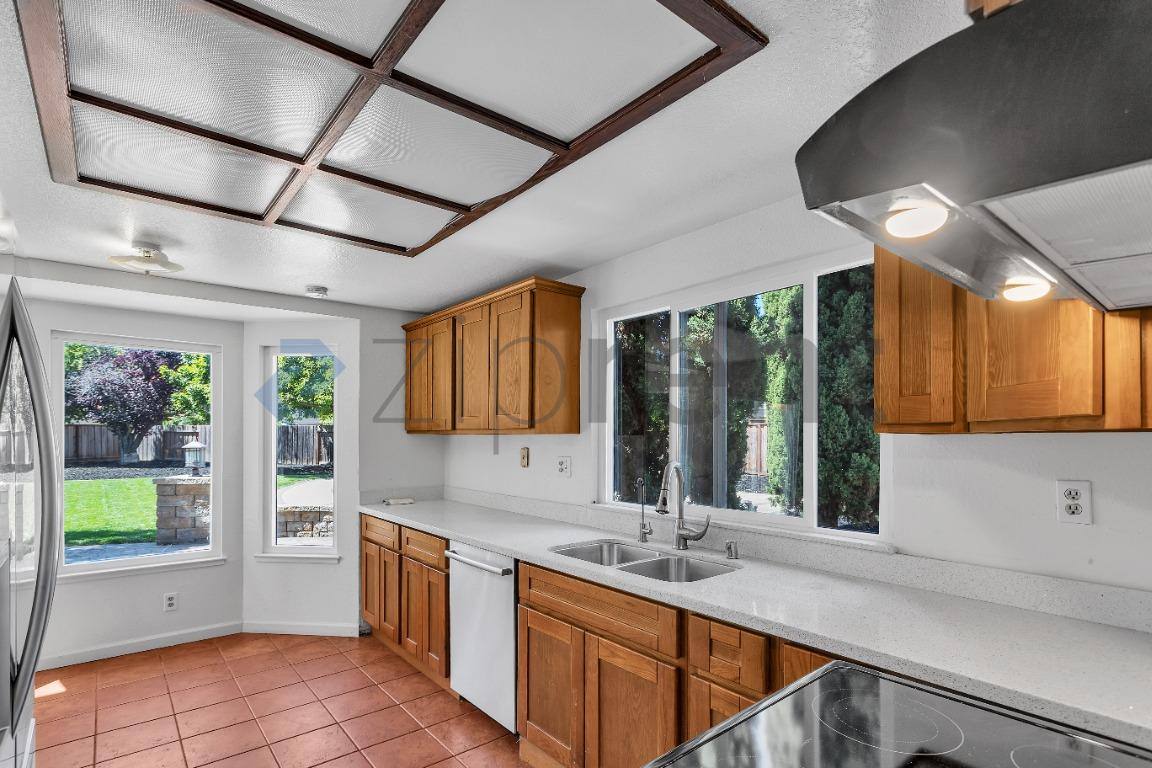 House for rent at 32805 Palmdale Court, Union City, CA 94587
