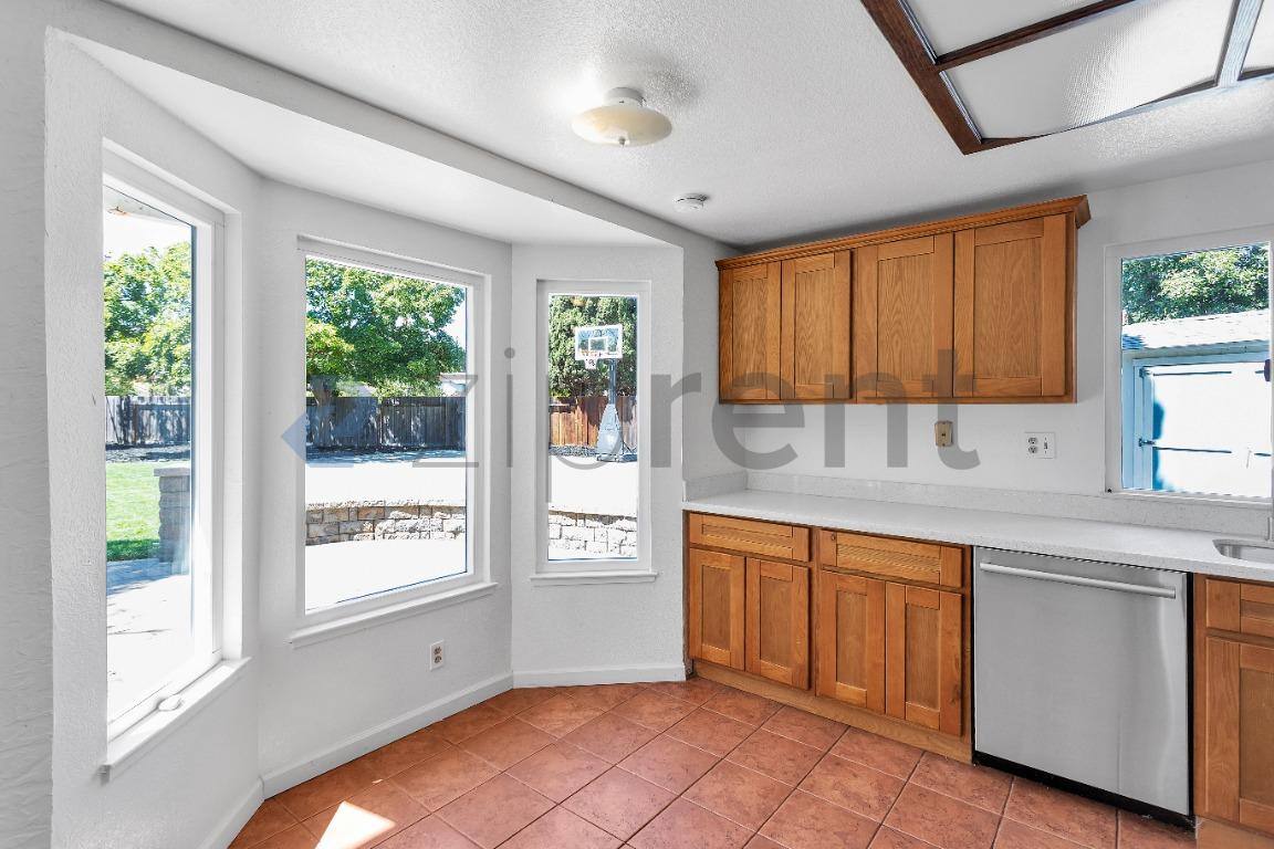 House for rent at 32805 Palmdale Court, Union City, CA 94587