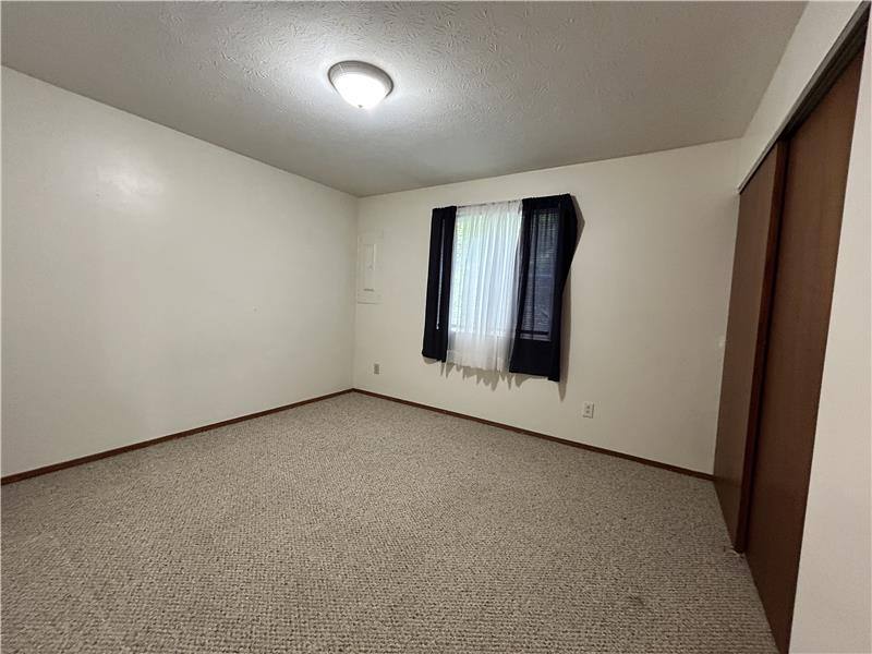 Apartment for rent at 200 W 36th St, Shadyside, OH 43947