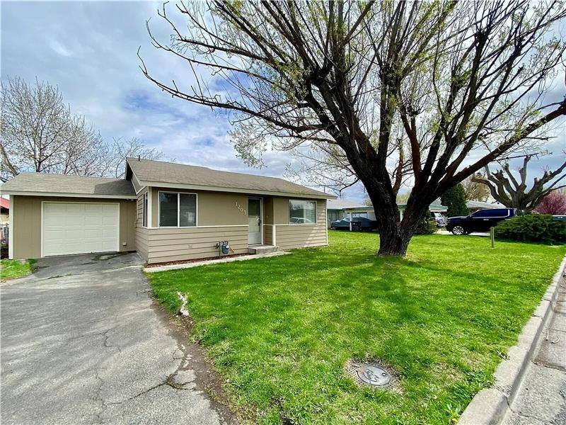 House for rent at 1203 Cornell Ave, Yakima, WA 98902