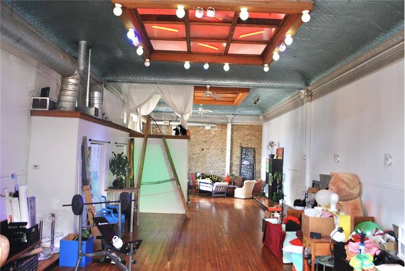 Apartment for rent at 1621 N Kedzie Ave #2, Chicago, IL 60647