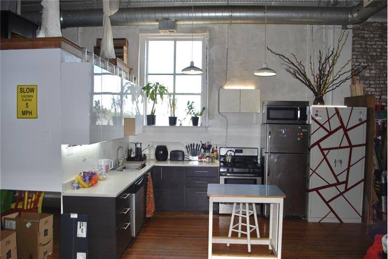 Apartment for rent at 1621 N Kedzie Ave #2, Chicago, IL 60647