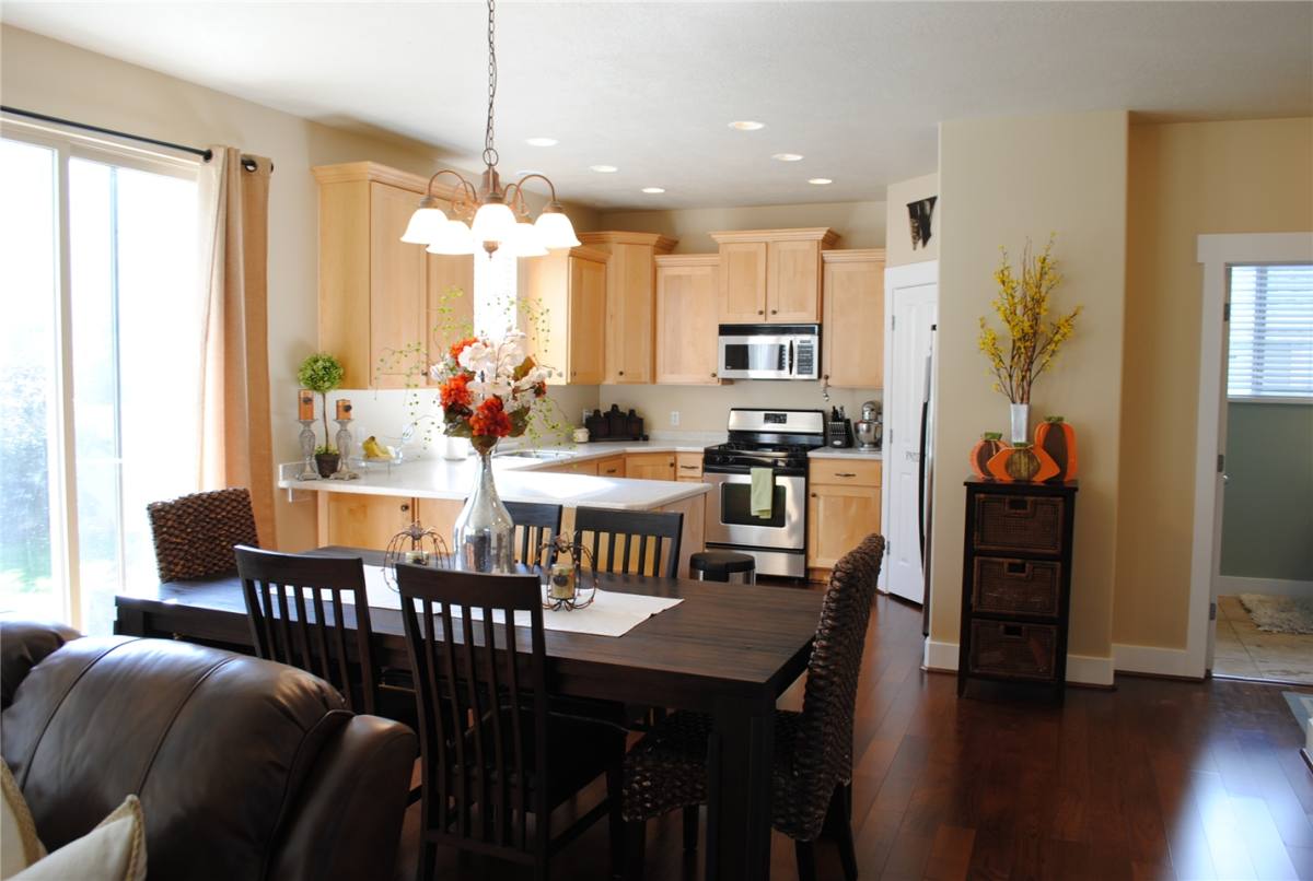 House for rent at 9735 S Bluffside Dr, Sandy, UT 84092
