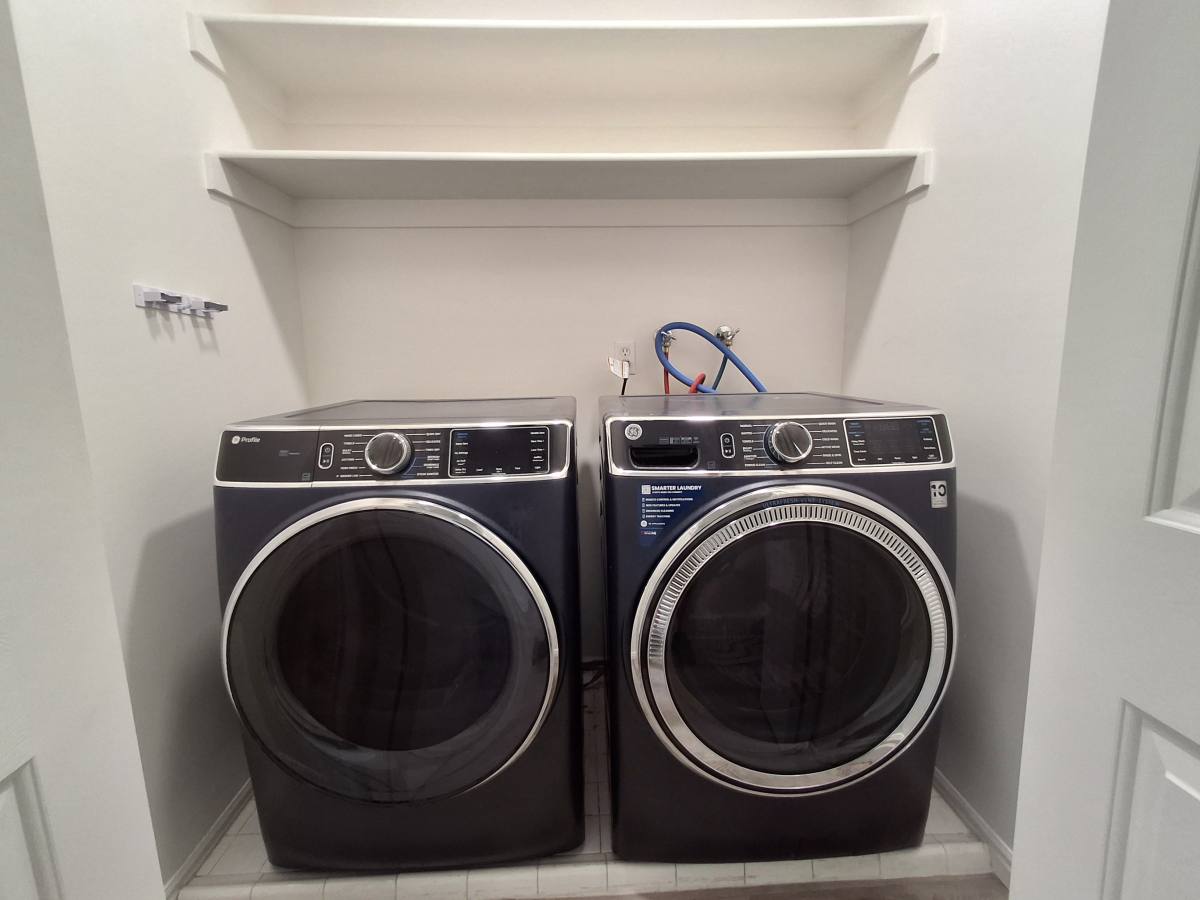 Apartment for rent at 1988 E Cotton Blossom Lane, Salt Lake City, UT 84117