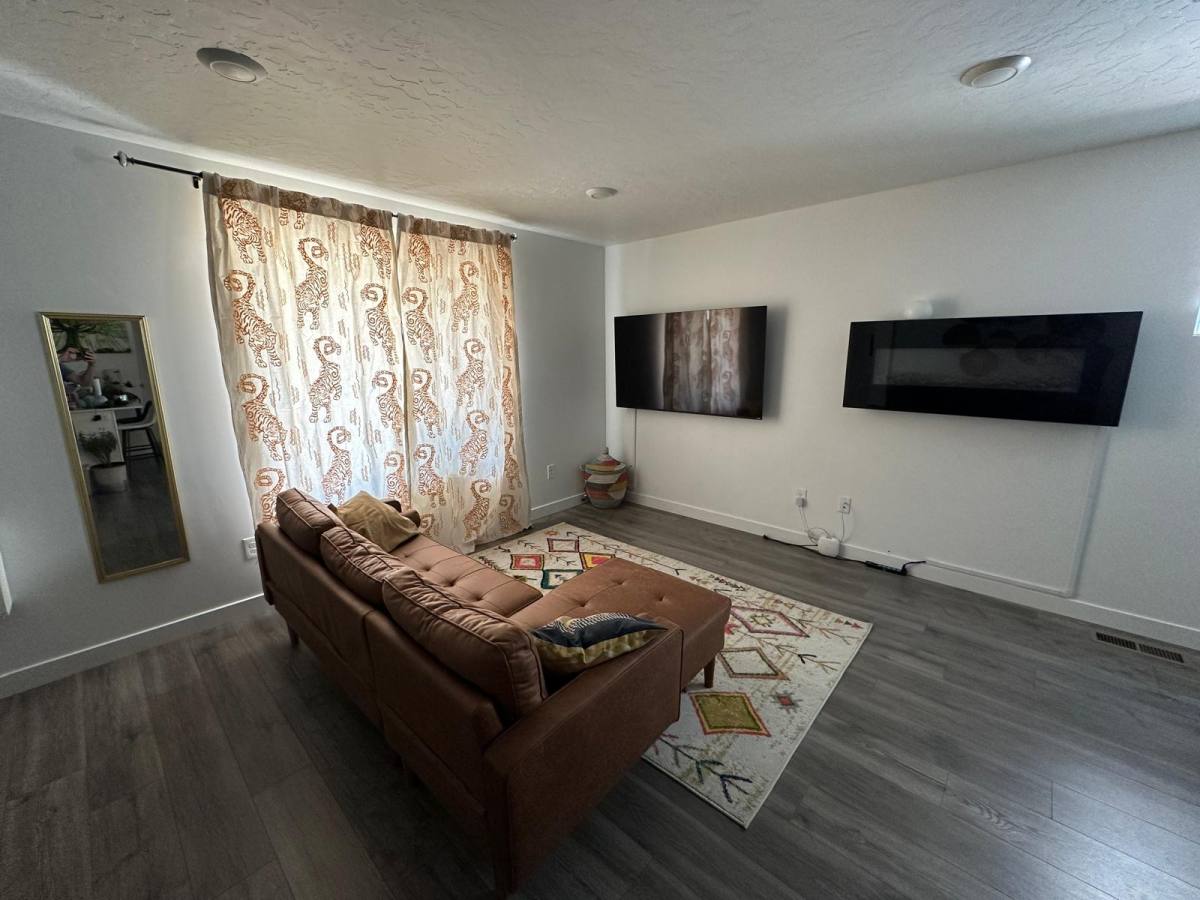 Townhouse for rent at 624 N Canvasback Dr, Lehi, UT 84043