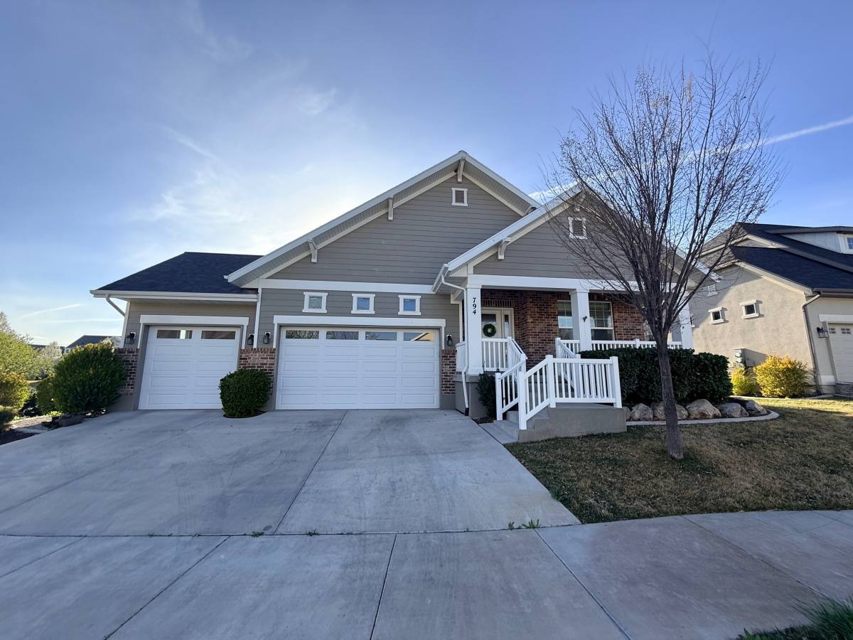 House for rent at 794 S Golden Leaf Way, Mapleton, UT 84664