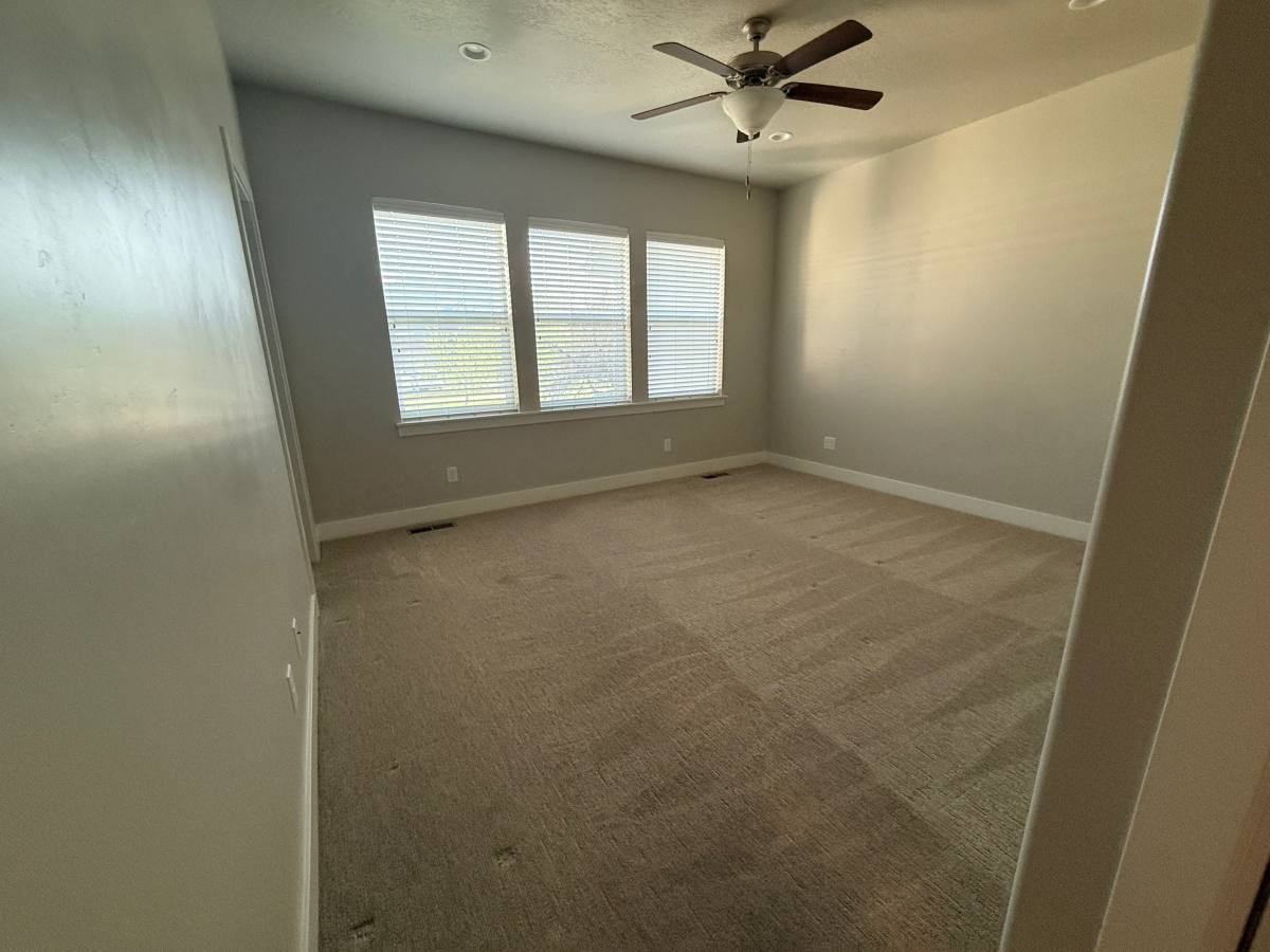 House for rent at 794 S Golden Leaf Way, Mapleton, UT 84664