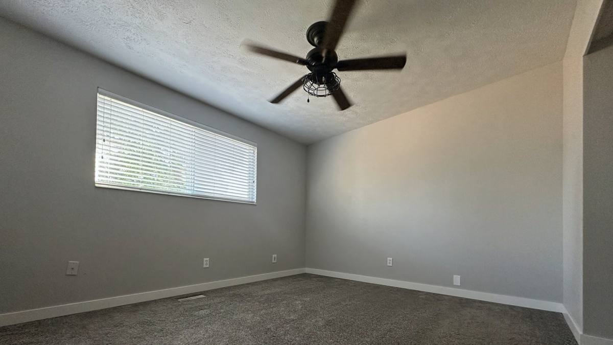 House for rent at 582 E Pali St, Sandy, UT 84070