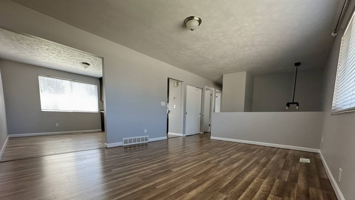 House for rent at 582 E Pali St, Sandy, UT 84070