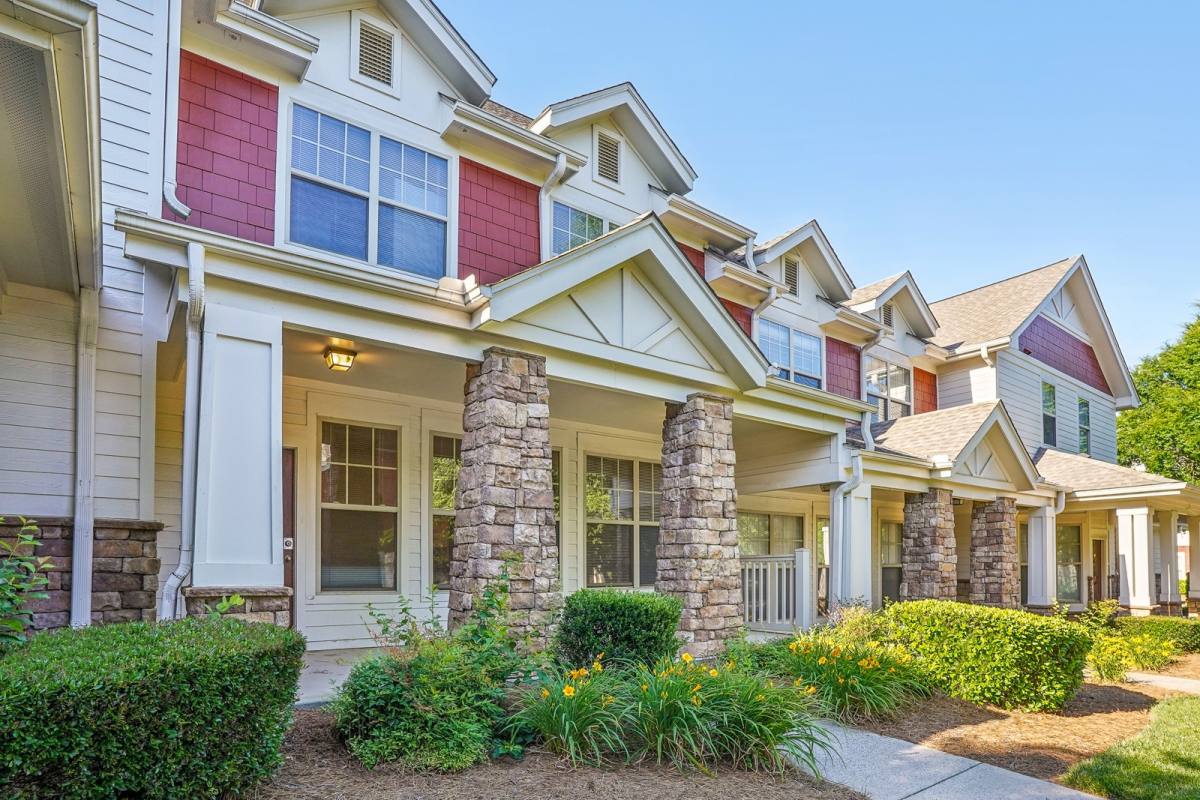 Townhouse for rent at Greenway at Mallard Creek, 8230 Greenway Village Dr, Charlotte, NC 28269