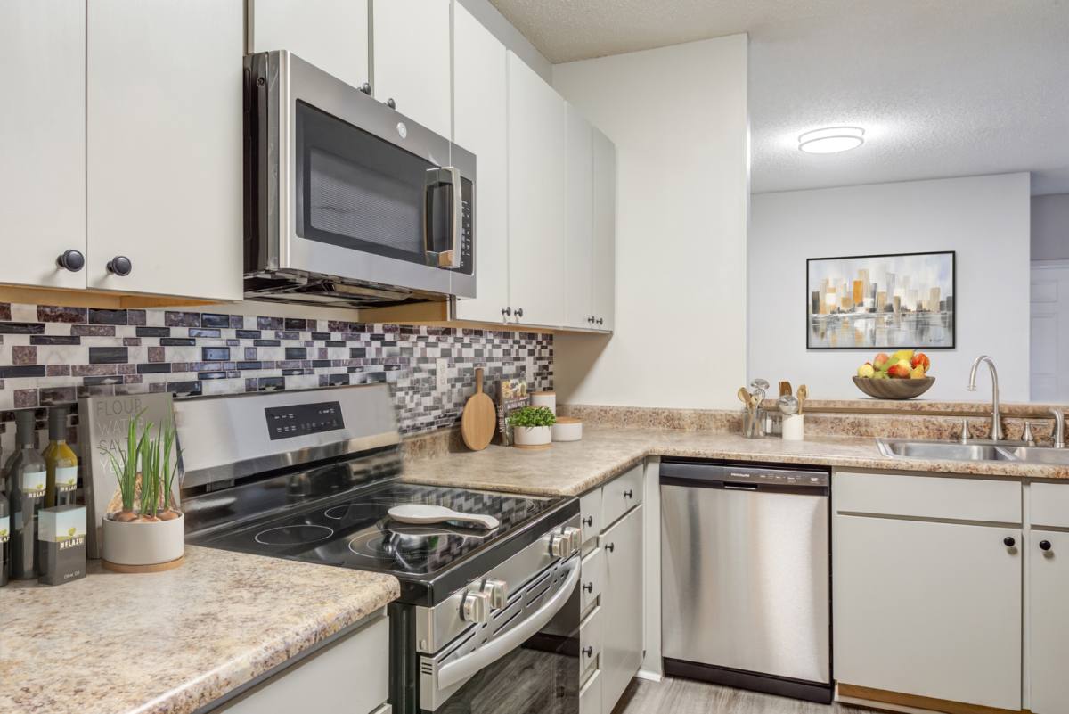 Apartment for rent at Cross Creek at Murfreesboro, 490 Fortress Blvd, Murfreesboro, TN 37128