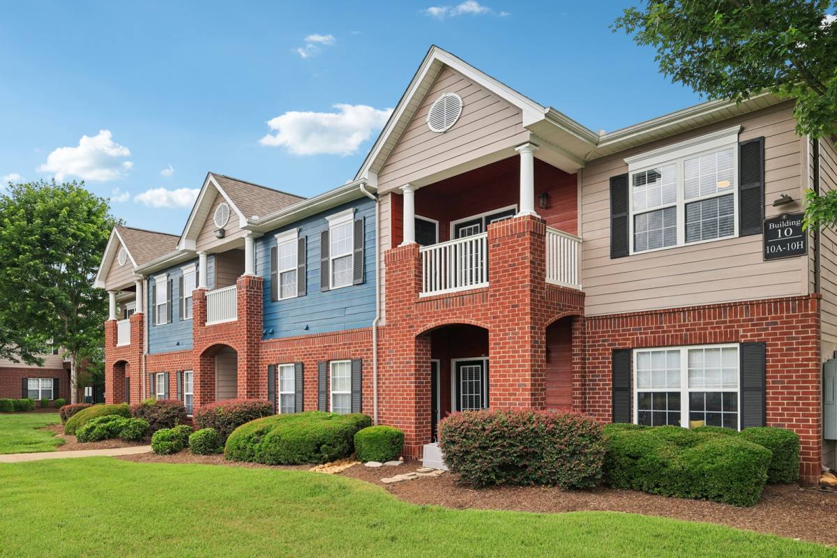 Apartment for rent at Cross Creek at Murfreesboro, 490 Fortress Blvd, Murfreesboro, TN 37128