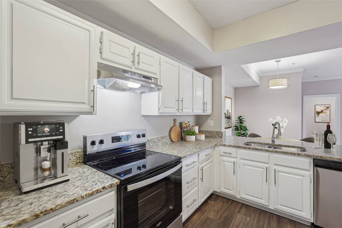 Apartment for rent at 1660 Peachtree St, Atlanta, GA 30309