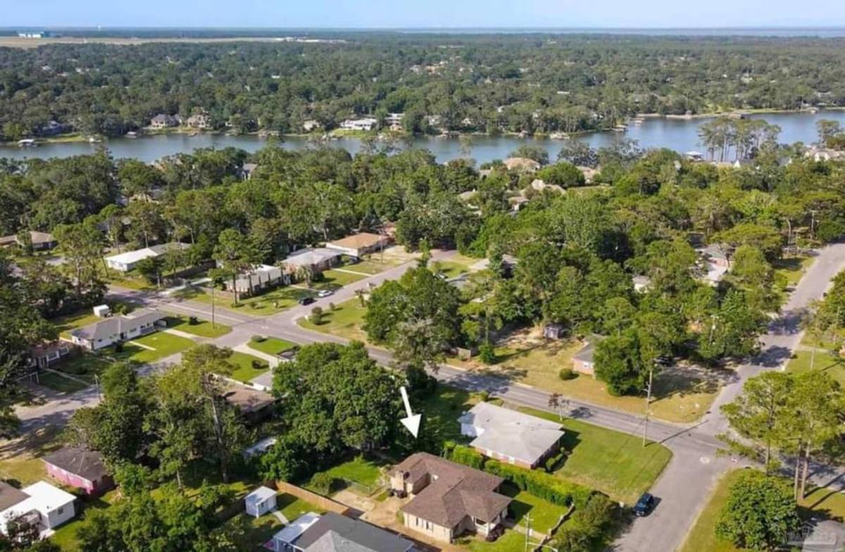 House for rent at 1660 E Hayes St, Pensacola, FL 32503