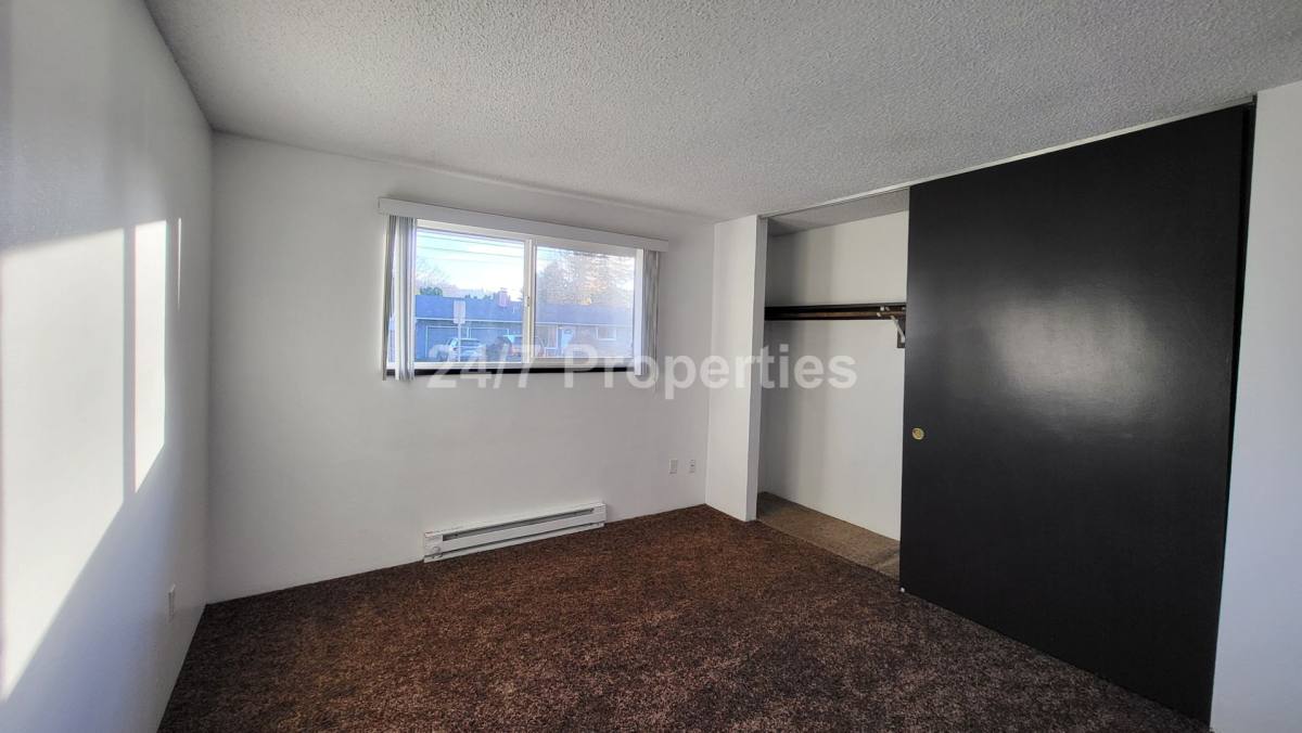 Apartment for rent at 75 NW 15th St, Gresham, OR 97030