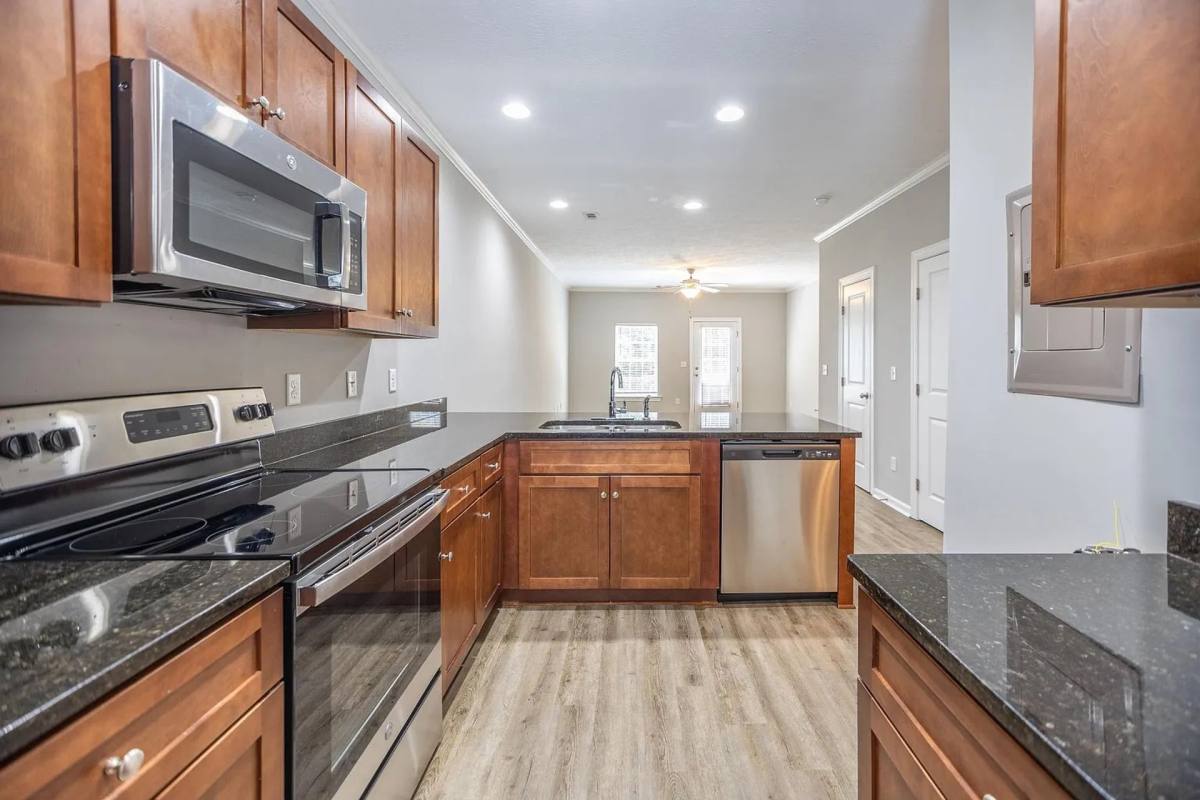 Townhouse for rent at 102 Point Place, Augusta, GA 30907