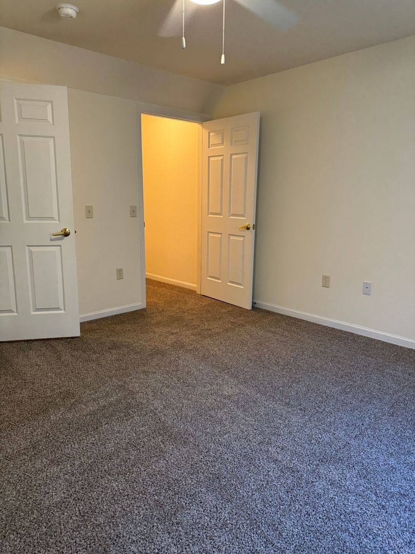 Apartment for rent at 1602 Kings Mill Way, Madison, WI 53718