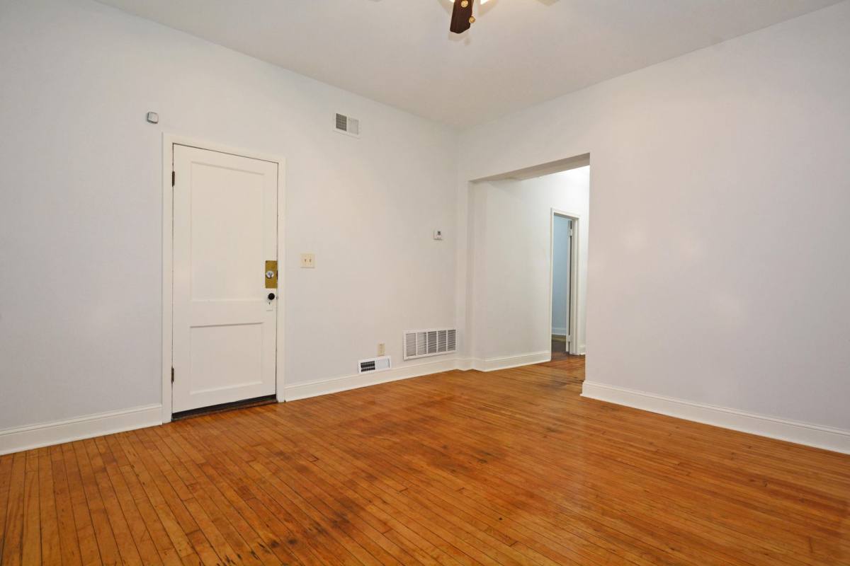Apartment for rent at 920 22nd Ave NE, Minneapolis, MN 55418