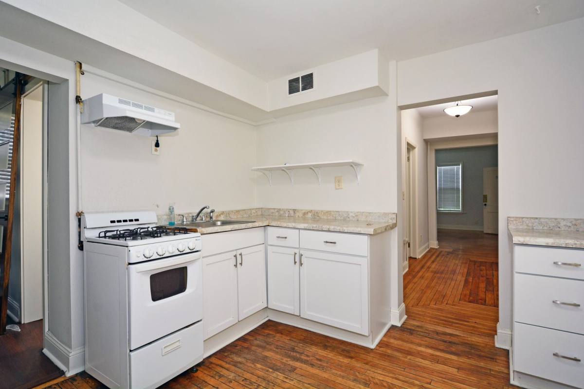 Apartment for rent at 920 22nd Ave NE, Minneapolis, MN 55418