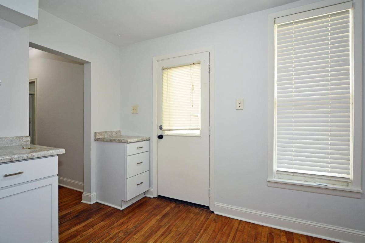 Apartment for rent at 920 22nd Ave NE, Minneapolis, MN 55418