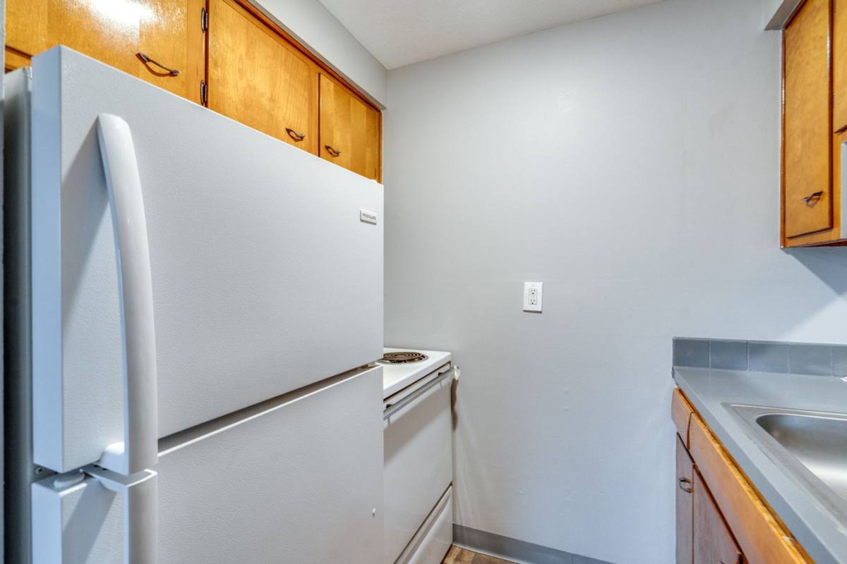 Apartment for rent at 3003 Archwood Ave, Cleveland, OH 44109