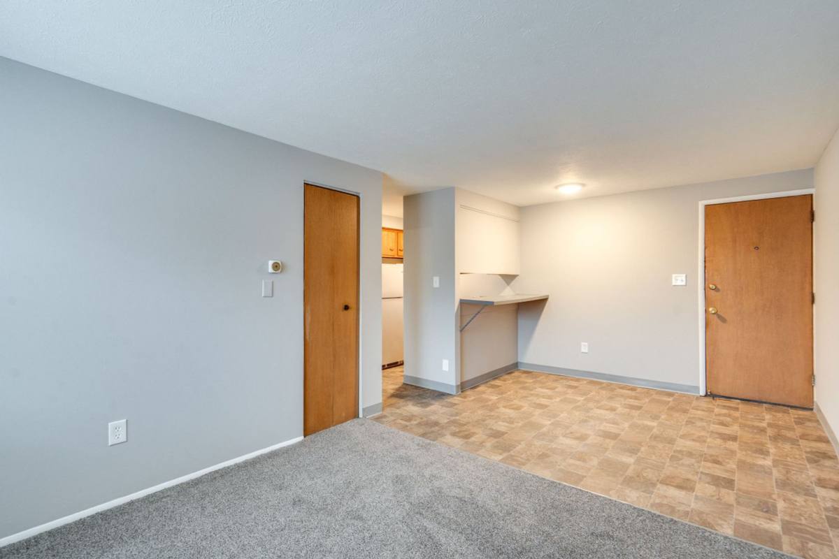 Apartment for rent at 3003 Archwood Ave, Cleveland, OH 44109
