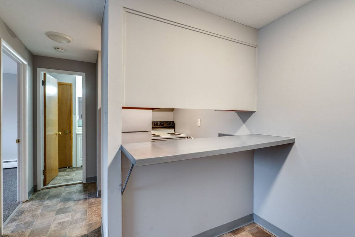 Apartment for rent at 3003 Archwood Ave, Cleveland, OH 44109