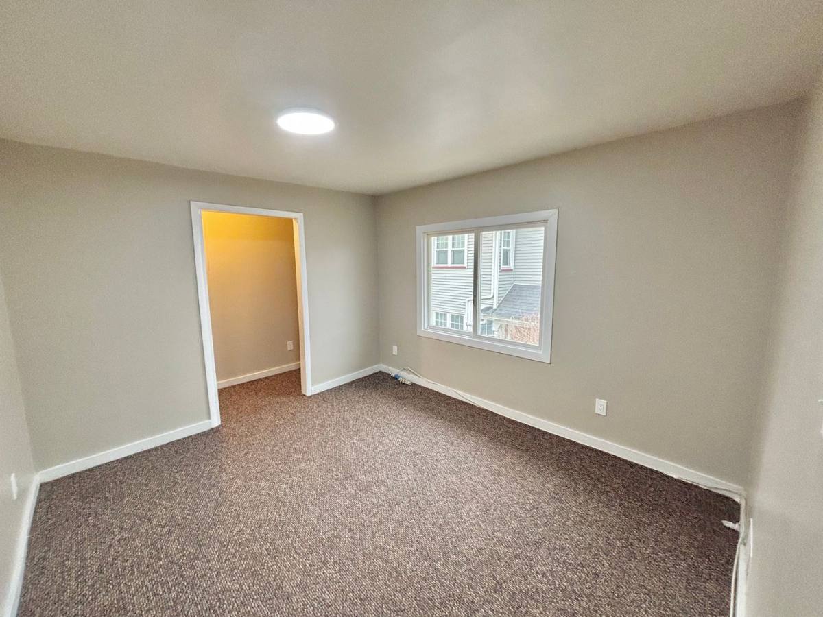 Apartment for rent at 52 Lorimer St, Rochester, NY 14608