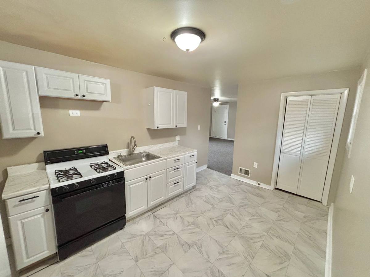 Apartment for rent at 52 Lorimer St, Rochester, NY 14608