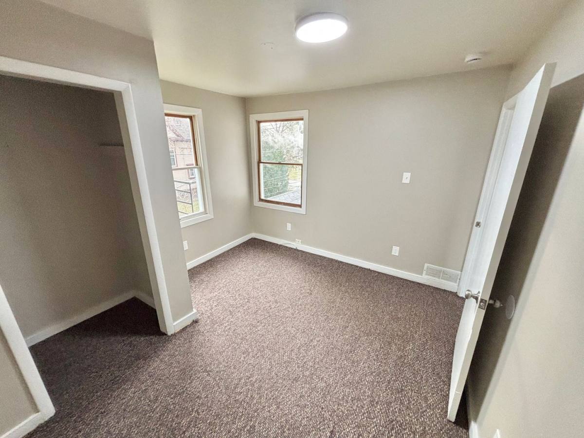 Apartment for rent at 52 Lorimer St, Rochester, NY 14608