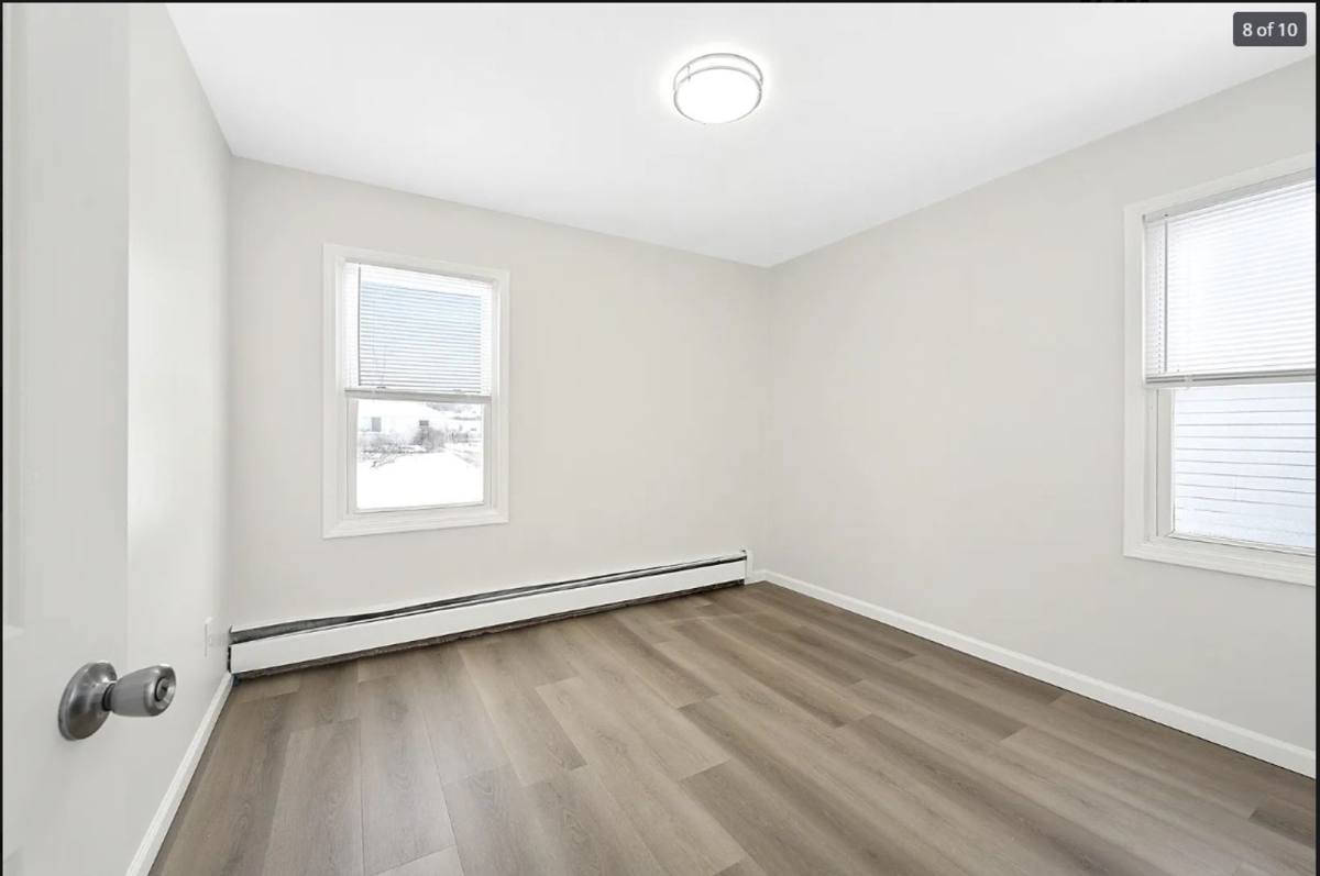 House for rent at 25184 Wiseman St, Roseville, MI 48066