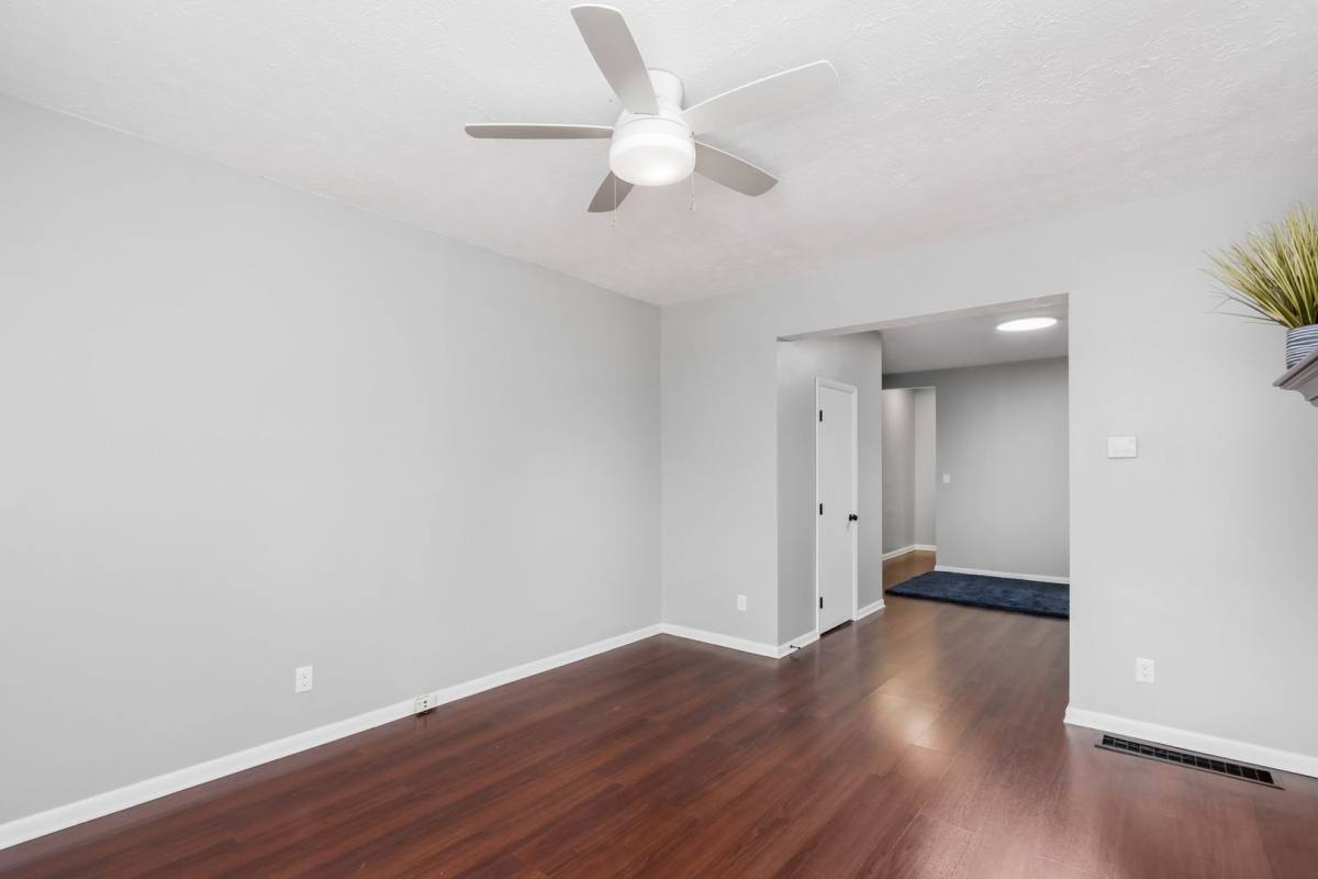 Townhouse for rent at 844-848 Oak St, Columbus, OH 43205
