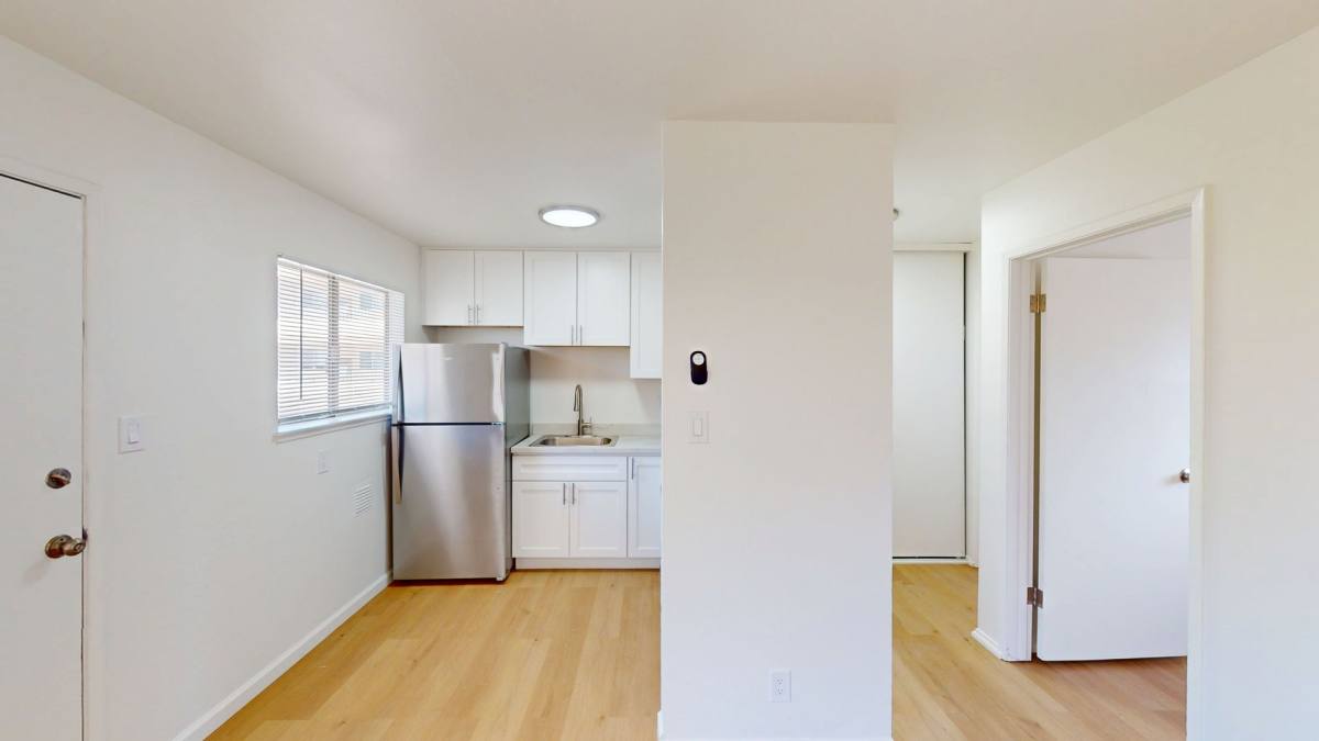 Apartment for rent at 1520 Castro St, Oakland, CA 94612