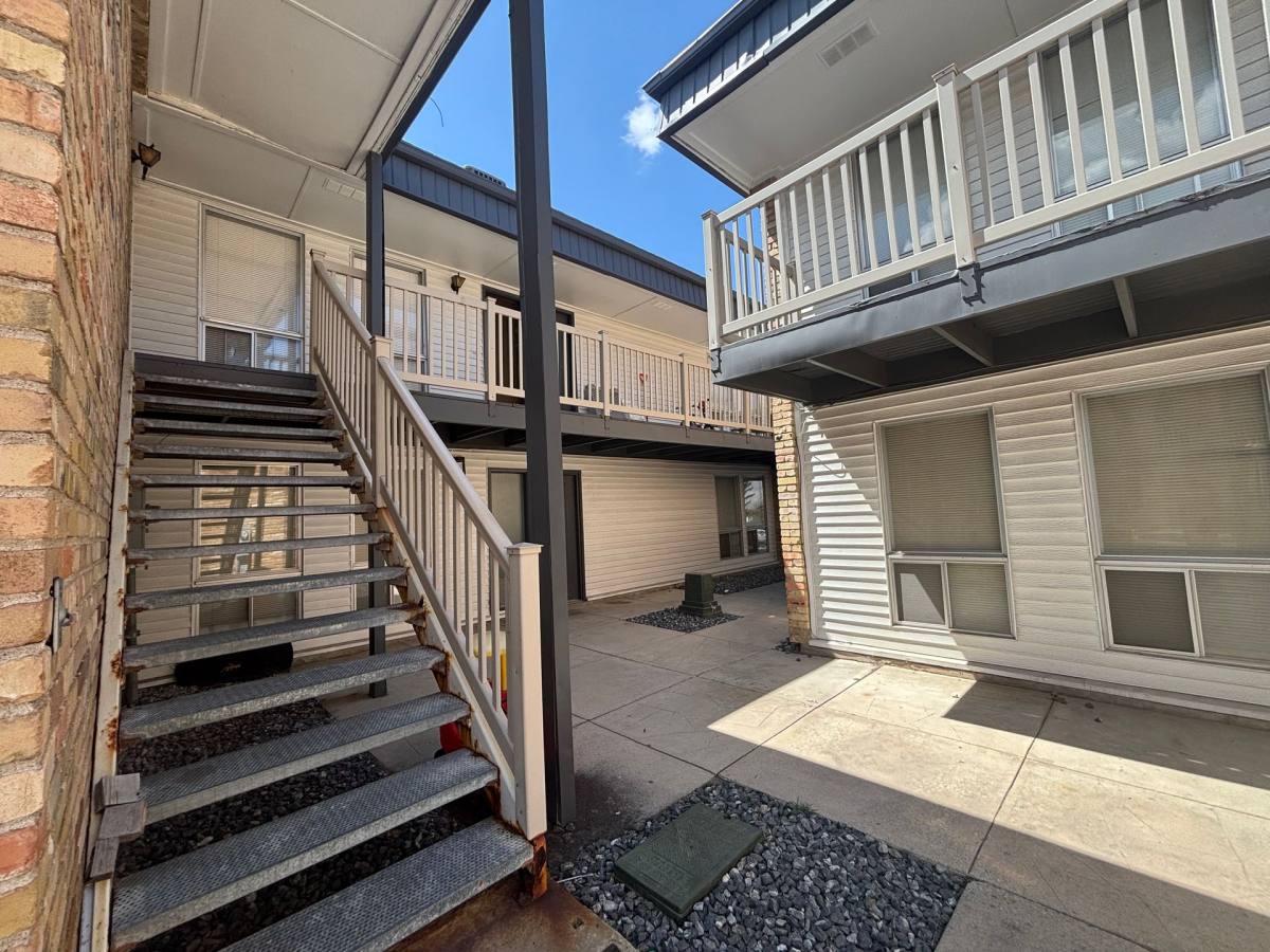 Apartment for rent at 1165 Edgewood Dr, Ogden, UT 84403