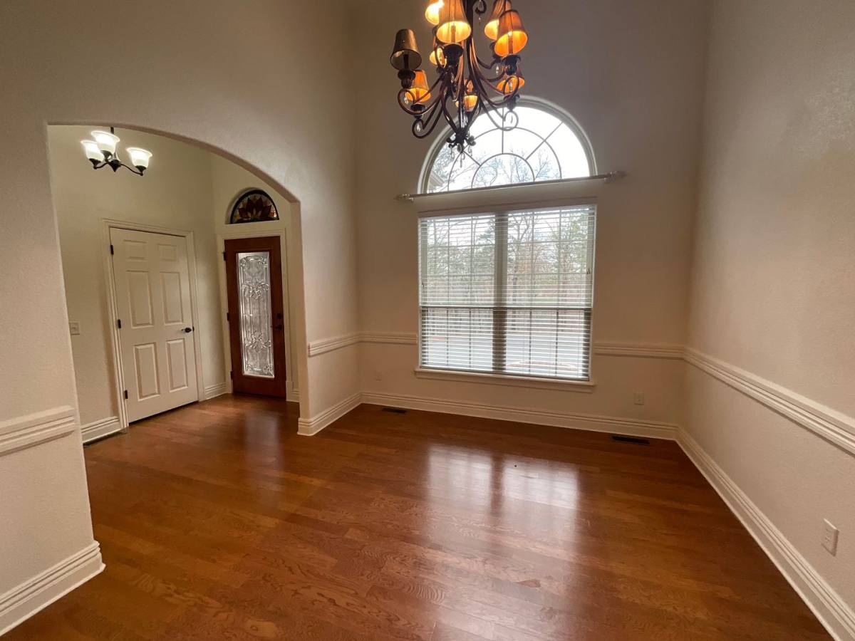 House for rent at 1 Dent Lane, Bella Vista, AR 72714
