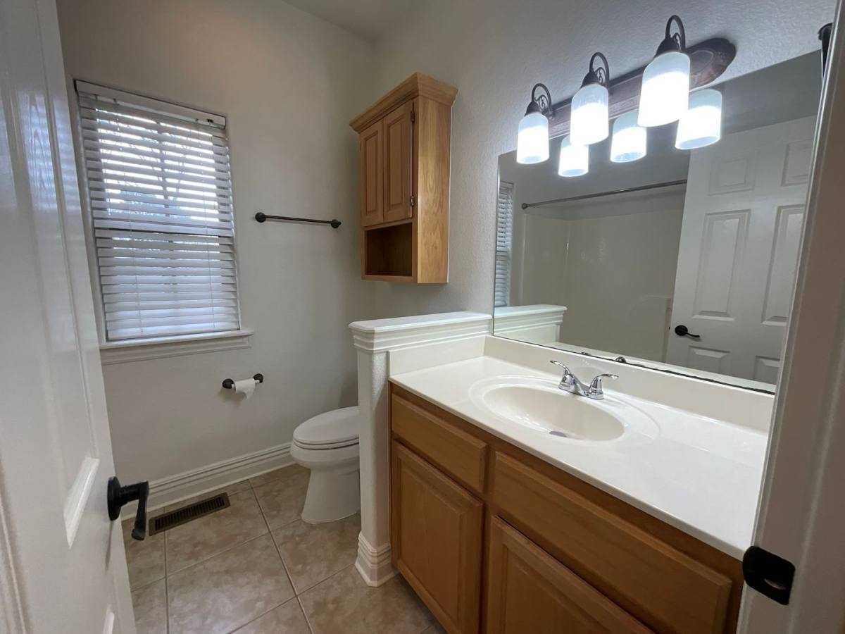 House for rent at 1 Dent Lane, Bella Vista, AR 72714