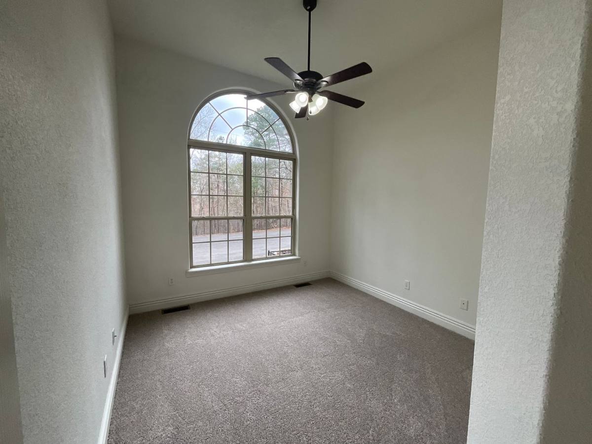 House for rent at 1 Dent Lane, Bella Vista, AR 72714