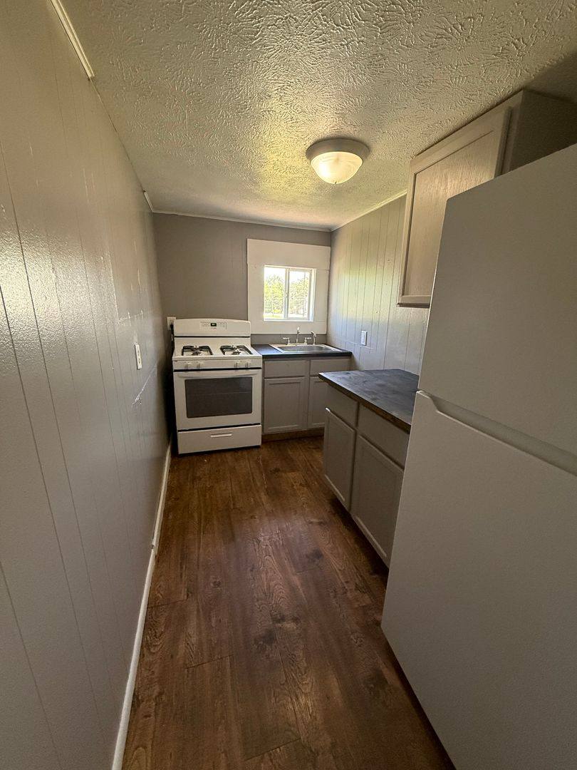 Apartment for rent at 2345 N E Ave, Springfield, MO 65803