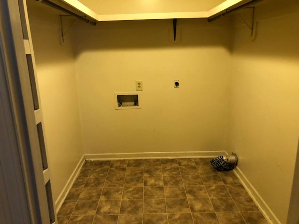 Apartment for rent at 213 Hampton Ave, Greenwood, SC 29646